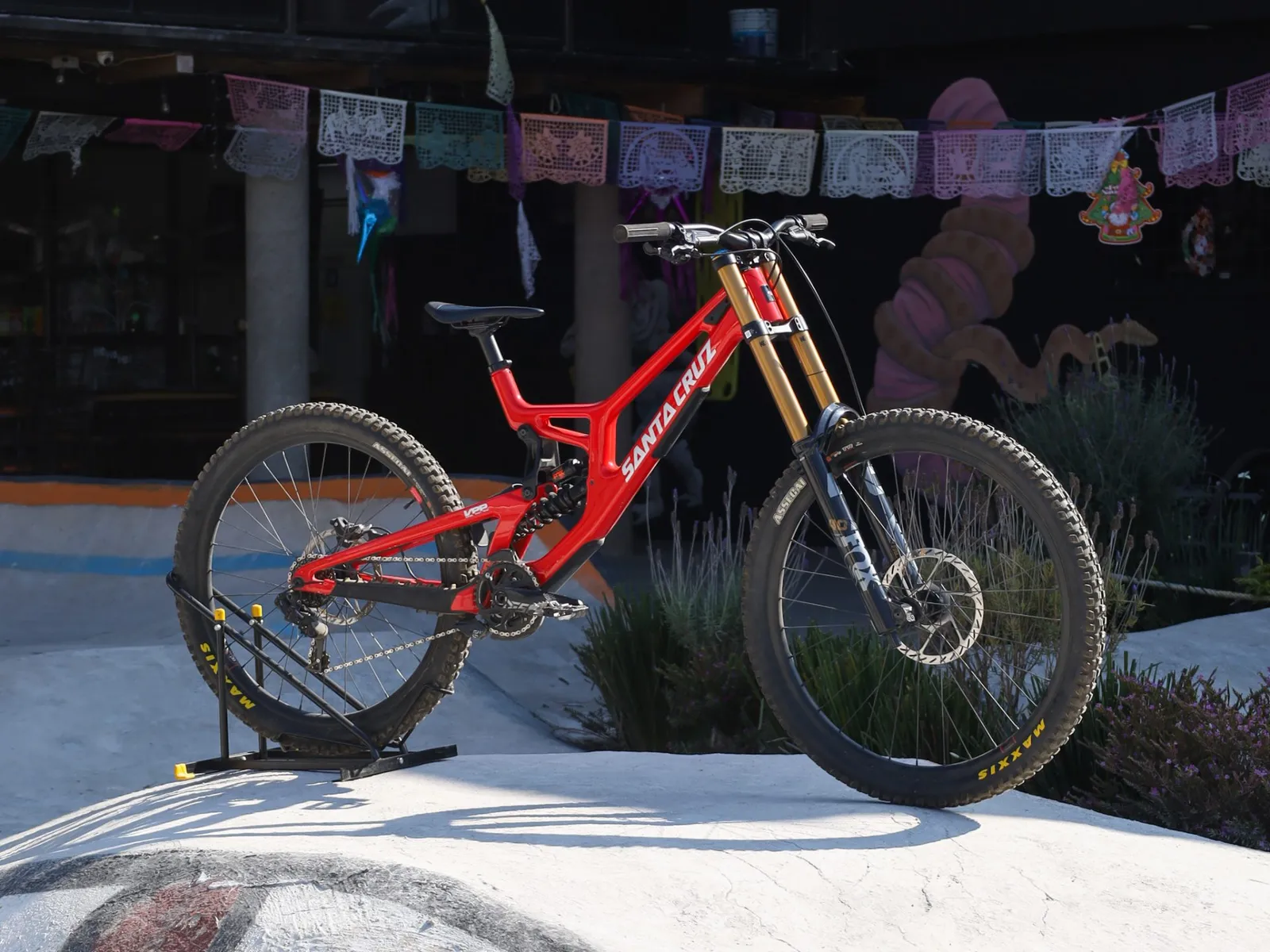 SANTA CRUZ SANTA CRUZ V10 cc RED 2024
