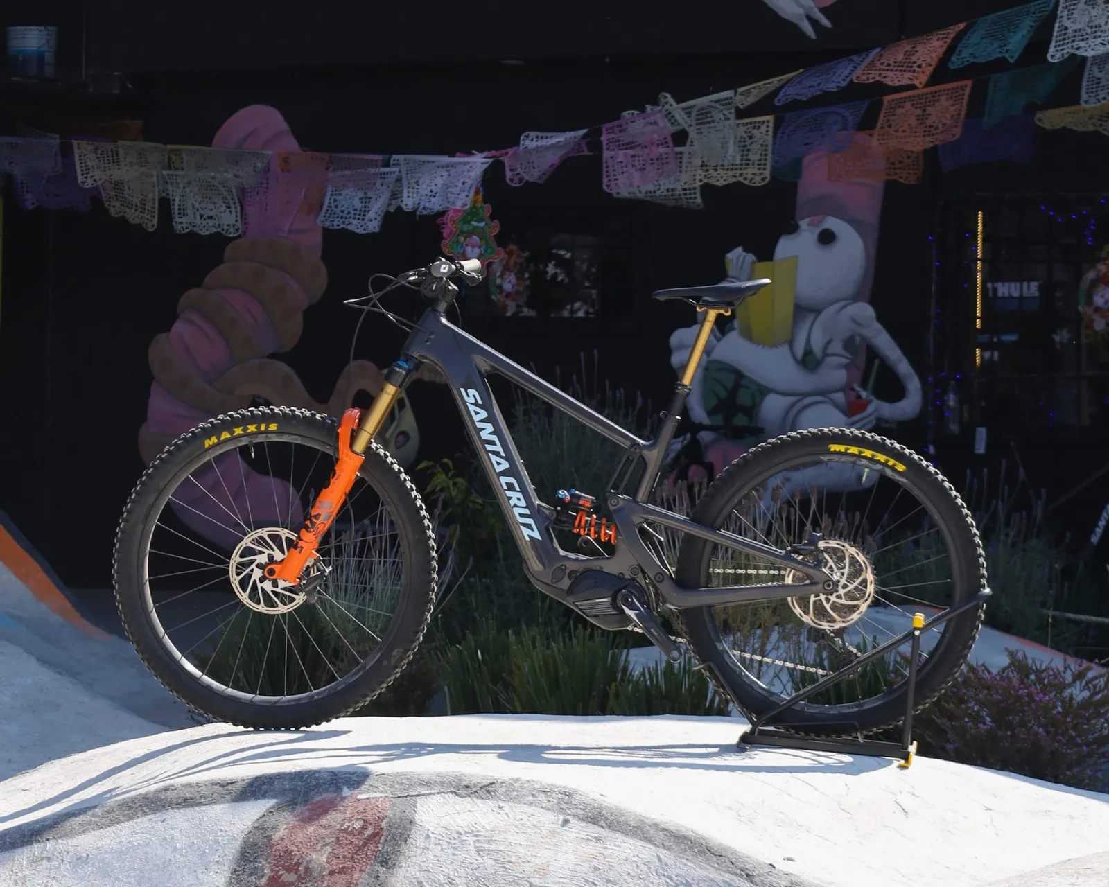 SANTA CRUZ BULLIT CC